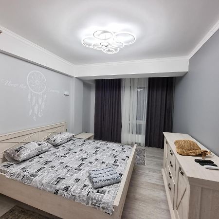 Tourist Grand Apartments Ultracentral Kisinyov Kültér fotó