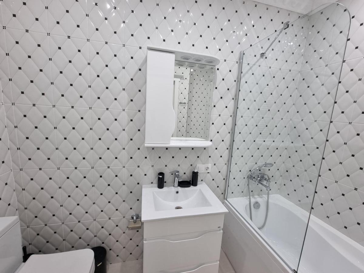 Tourist Grand Apartments Ultracentral Kisinyov Kültér fotó